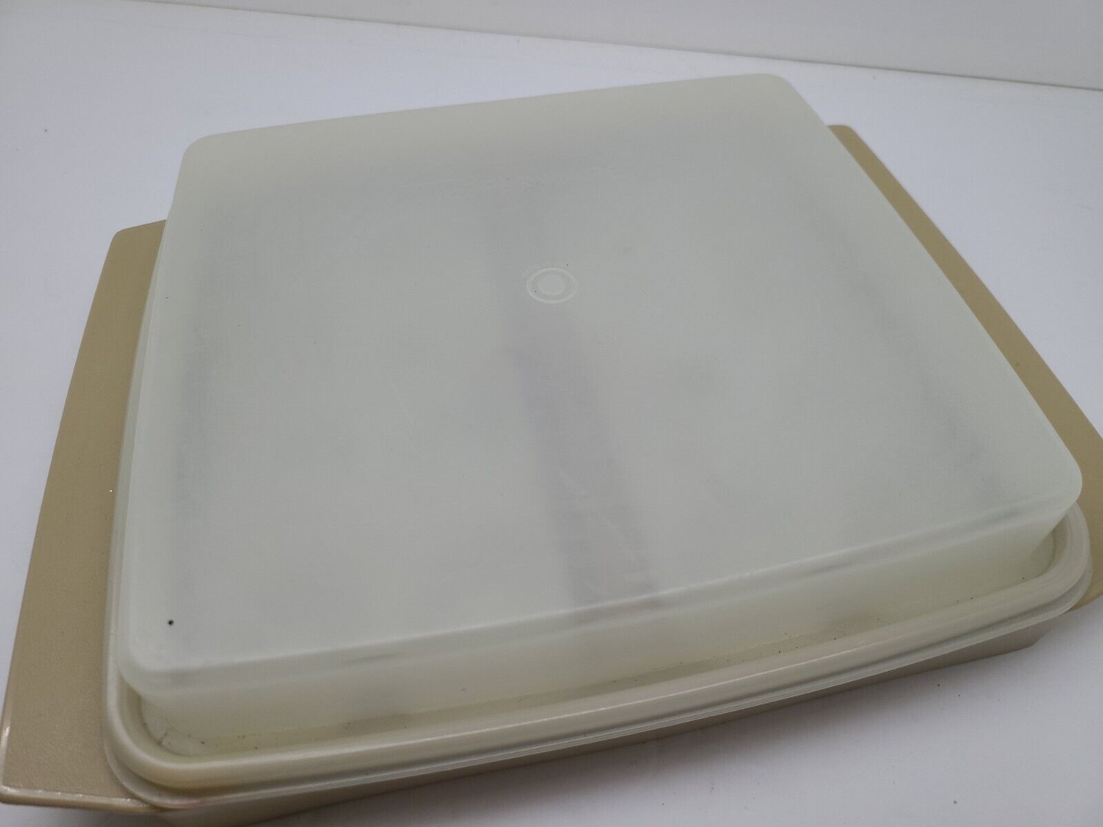NICE Vintage Tupperware 723-2 Beige Brown Deviled Egg Tray Container Carrier