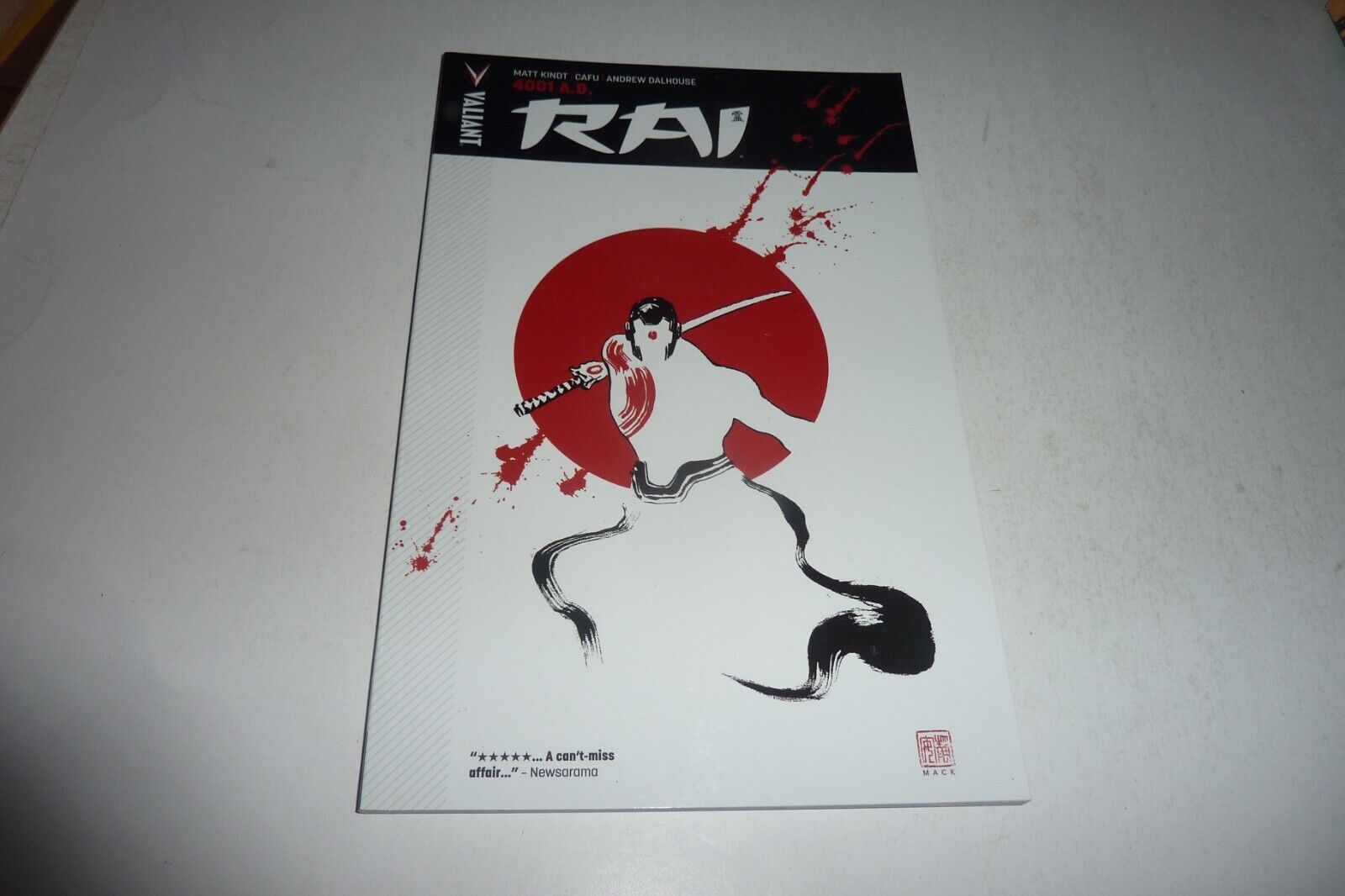 RAI Vol. 4: 4001 A.D. Valiant Comics TPB 2016 1st Print Matt Kindt NM Unread Cop