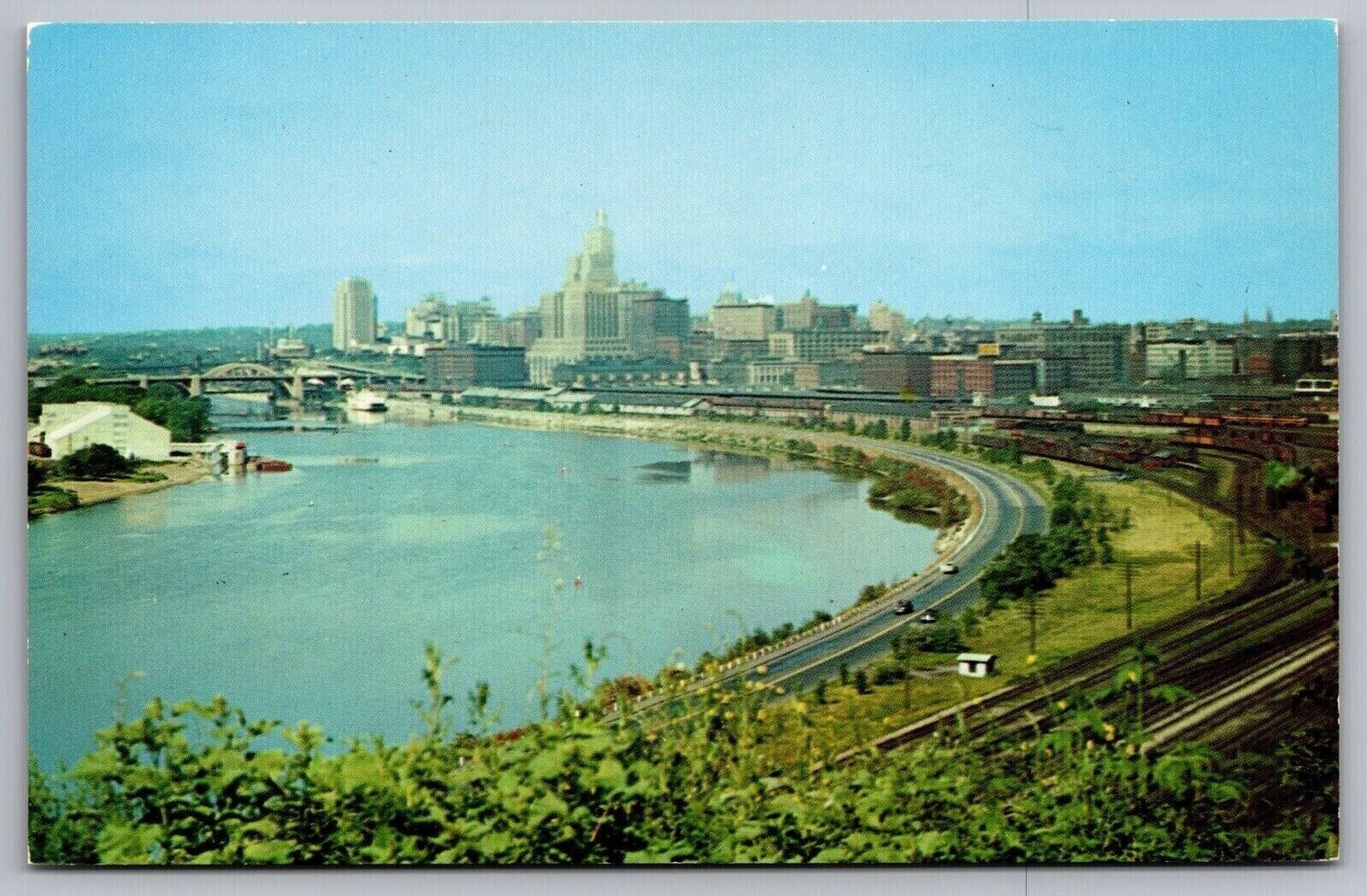 St Paul Minnesota MN Skyline Mississippi River Postcard UNP VTG Dexter Unused