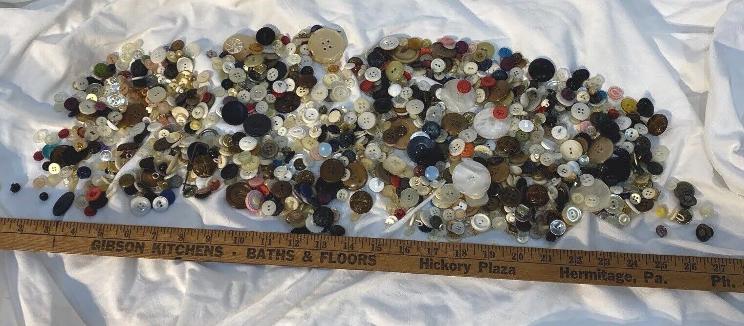 Buttons 2.3 Lbs. Vintage Assorted Sizes, Styles, Colors Bulk Lot Sewing Crafts