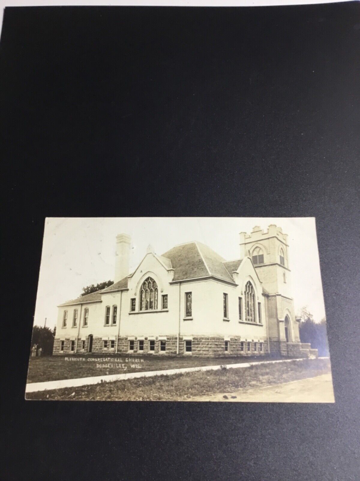 1909 Dodgeville, Wisconsin RPPC - Plymouth Church 1635