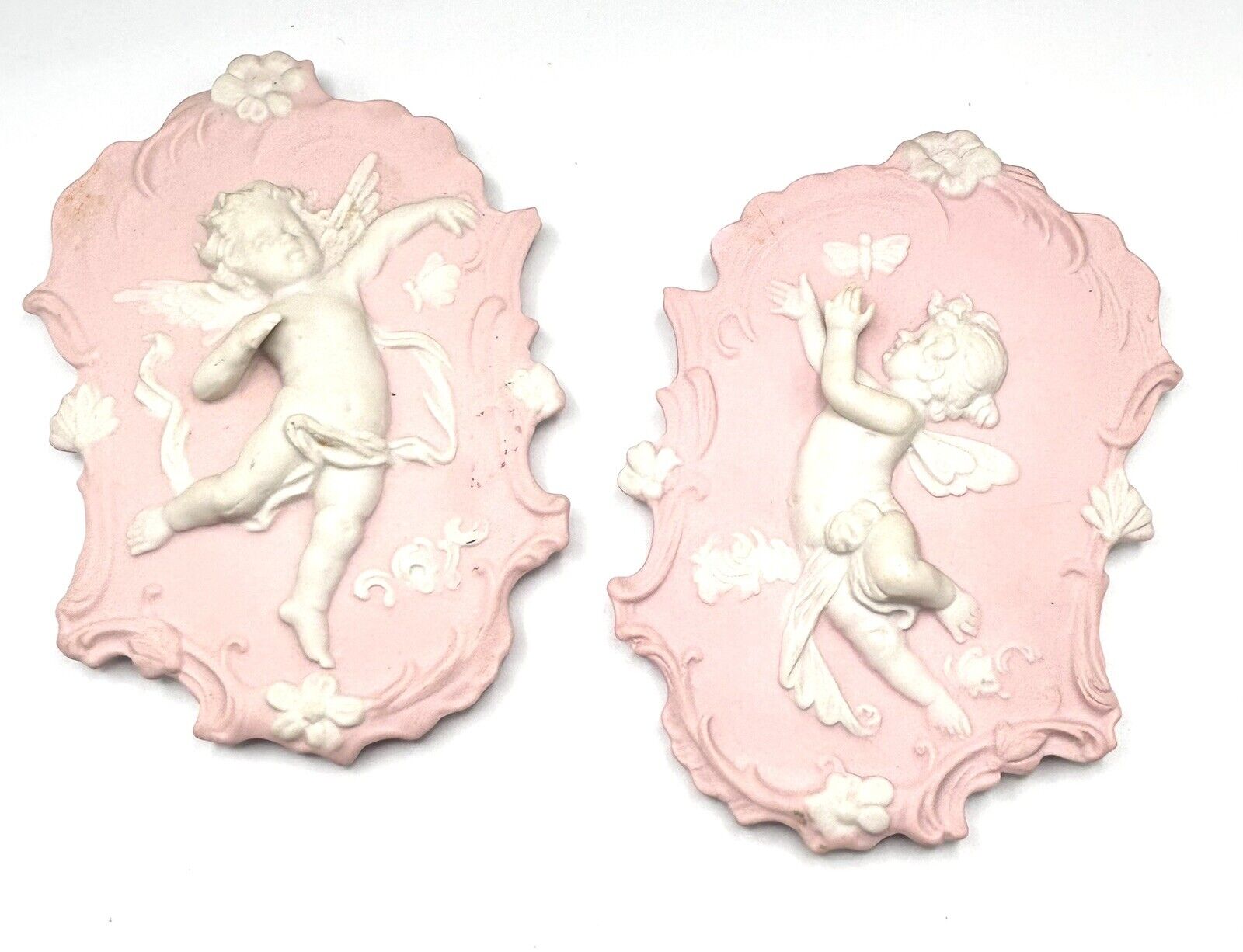 Vintage Original Arnart Creation Pink Cherubs Angels Wall Plaque Bisque  Japan