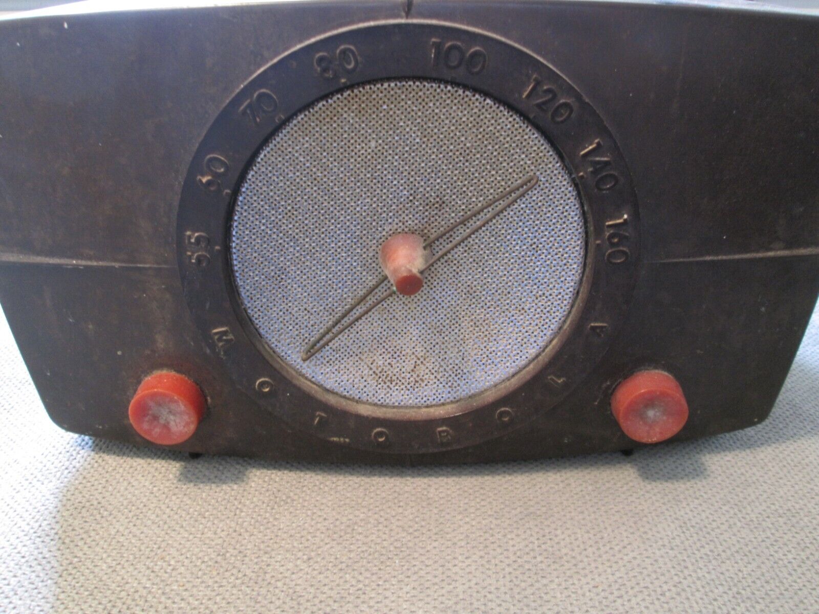 Vintage Motorola 6 Tube Radio 6X  1950's Bakelite Cabinet