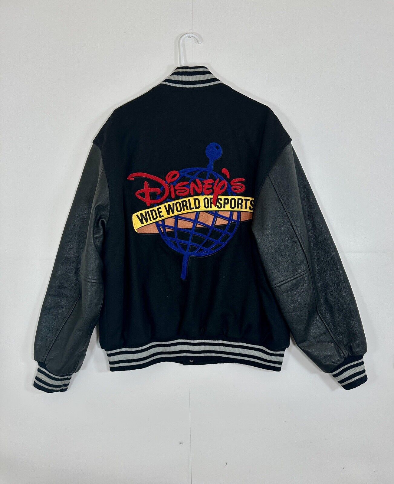 Vintage Walt Disney World of Sports DWWS Genuine Leather VTG 1990s Jacket Size L