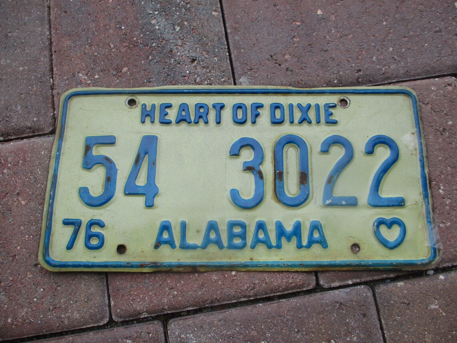 Alabama  1976  license plate   #  54  3022