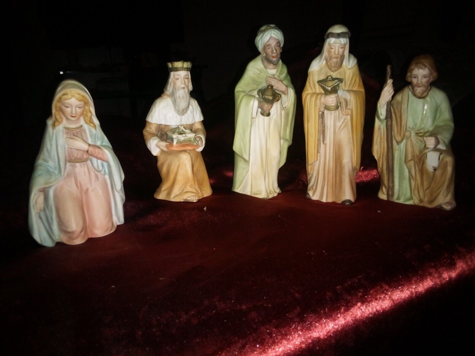 5 piece nativity scene set
