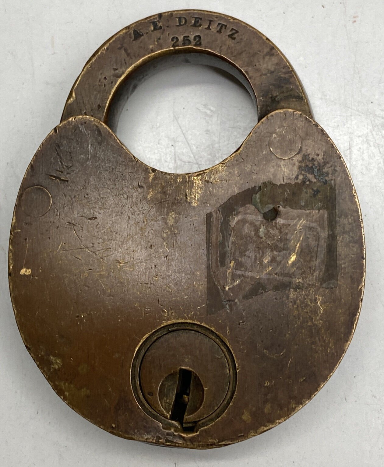 antique A E Deitz #252 solid brass padlock no key