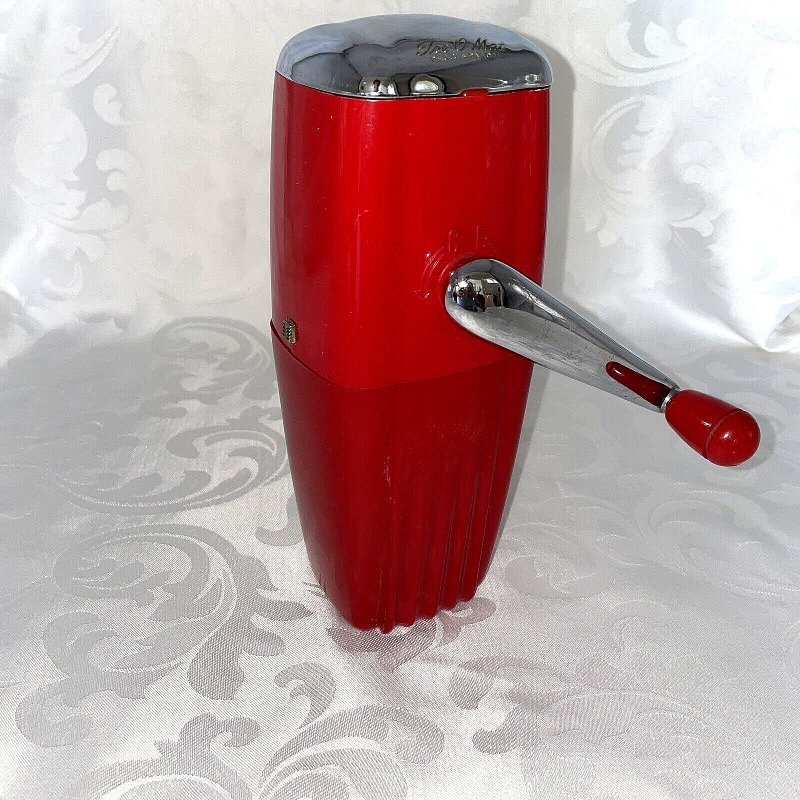VINTAGE Rival Ice-O-Mat Hand Crank wall mount Ice Crusher  Red