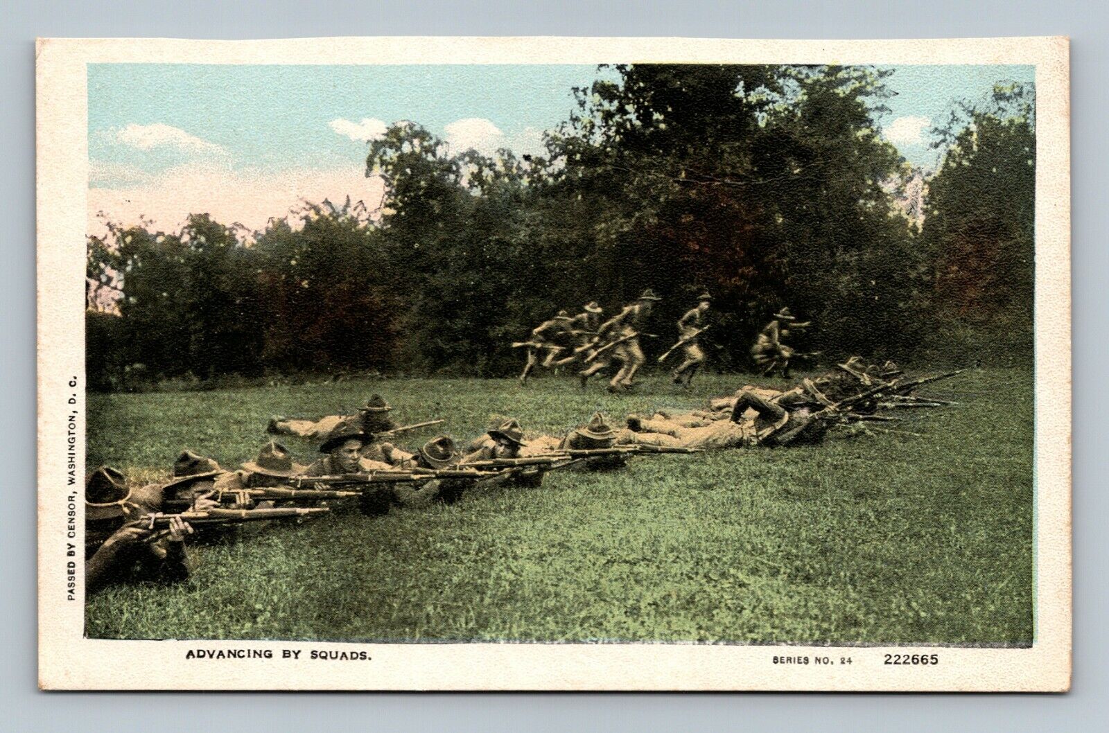 Vtg Postcard WWI Advancing By Squads  - Unused Sacket & Wilhelms Pub
