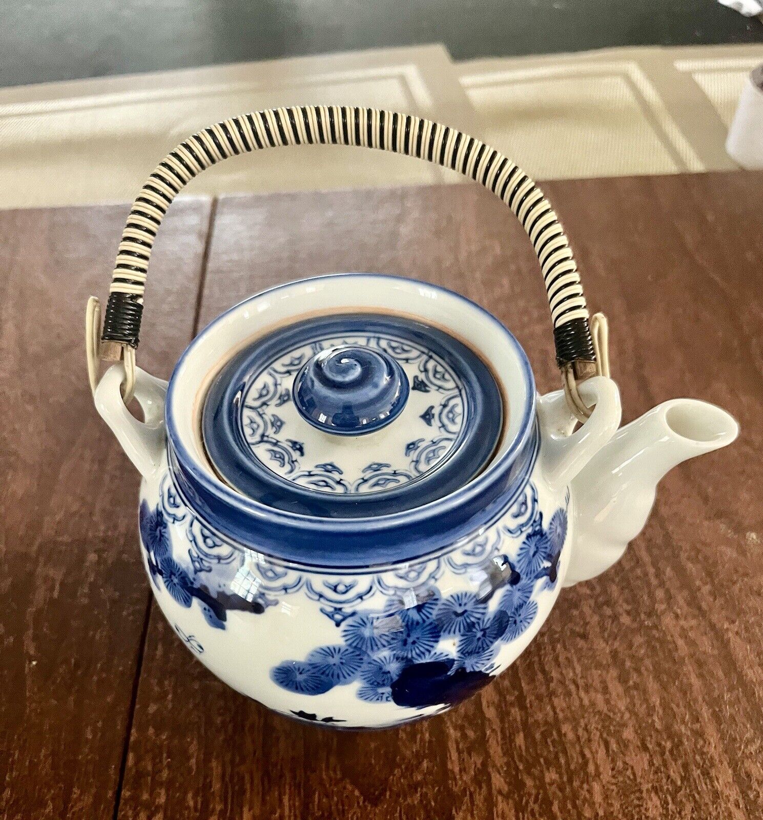 Vintage blue & white porcelain teapot japan bamboo handle