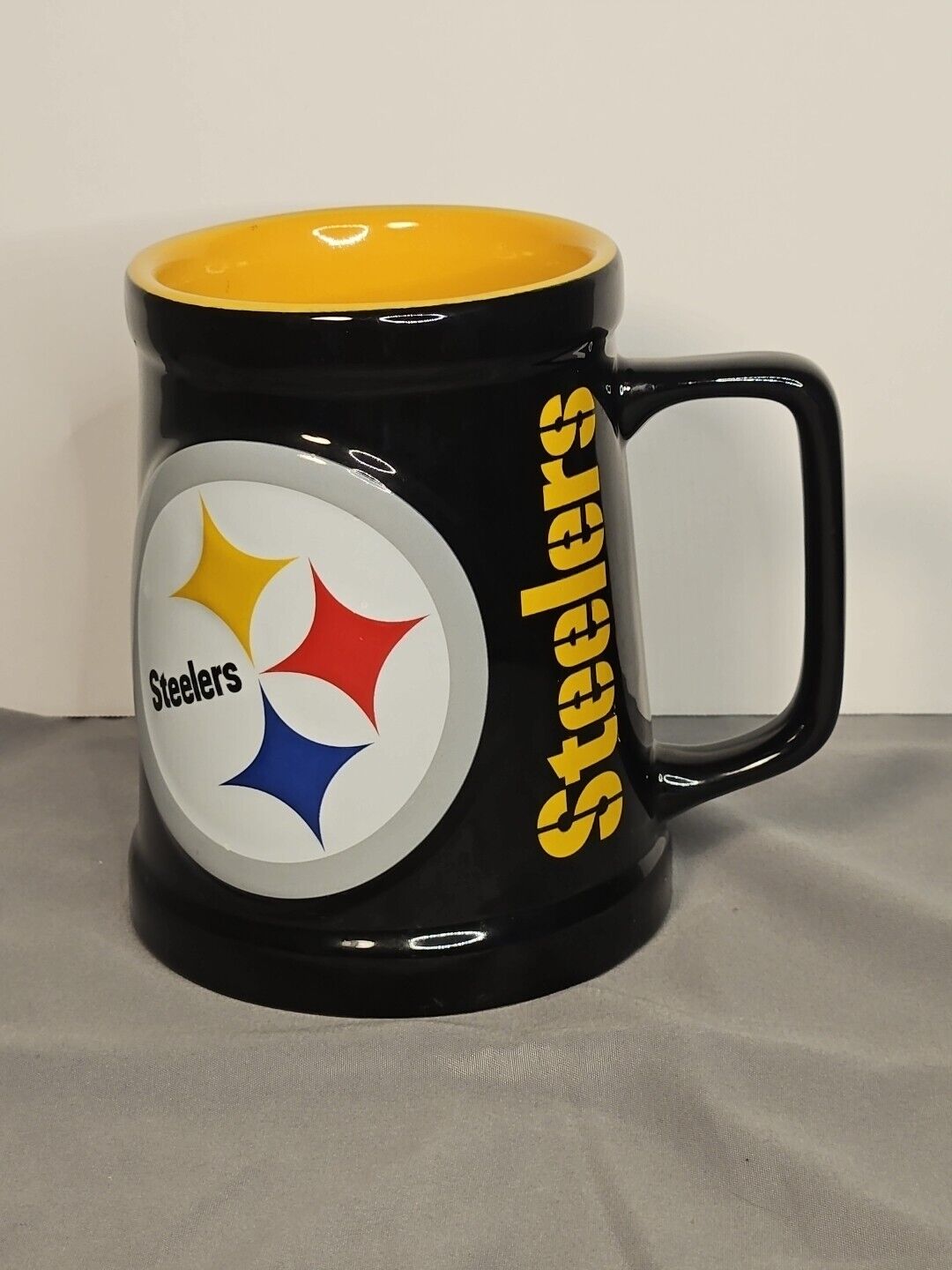 NFL Pittsburgh Steelers Coffee Mug Ceramic Black Yellow Football Cup