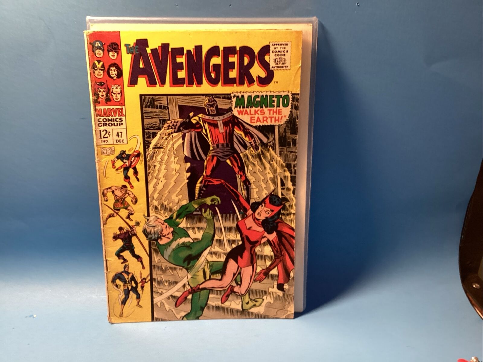 The Avengers #47 (Dec 1967 Marvel Comics) MAGNETO Walks The Earth In FN/ VF