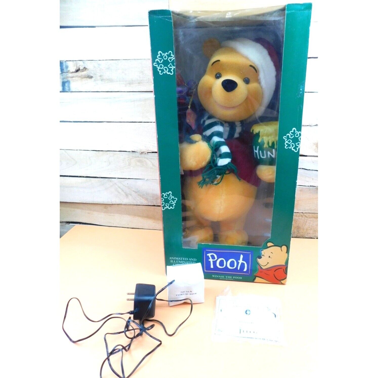 Disney TELCO Motion-ette Winnie the Pooh Animatronic Decoration Box 20\