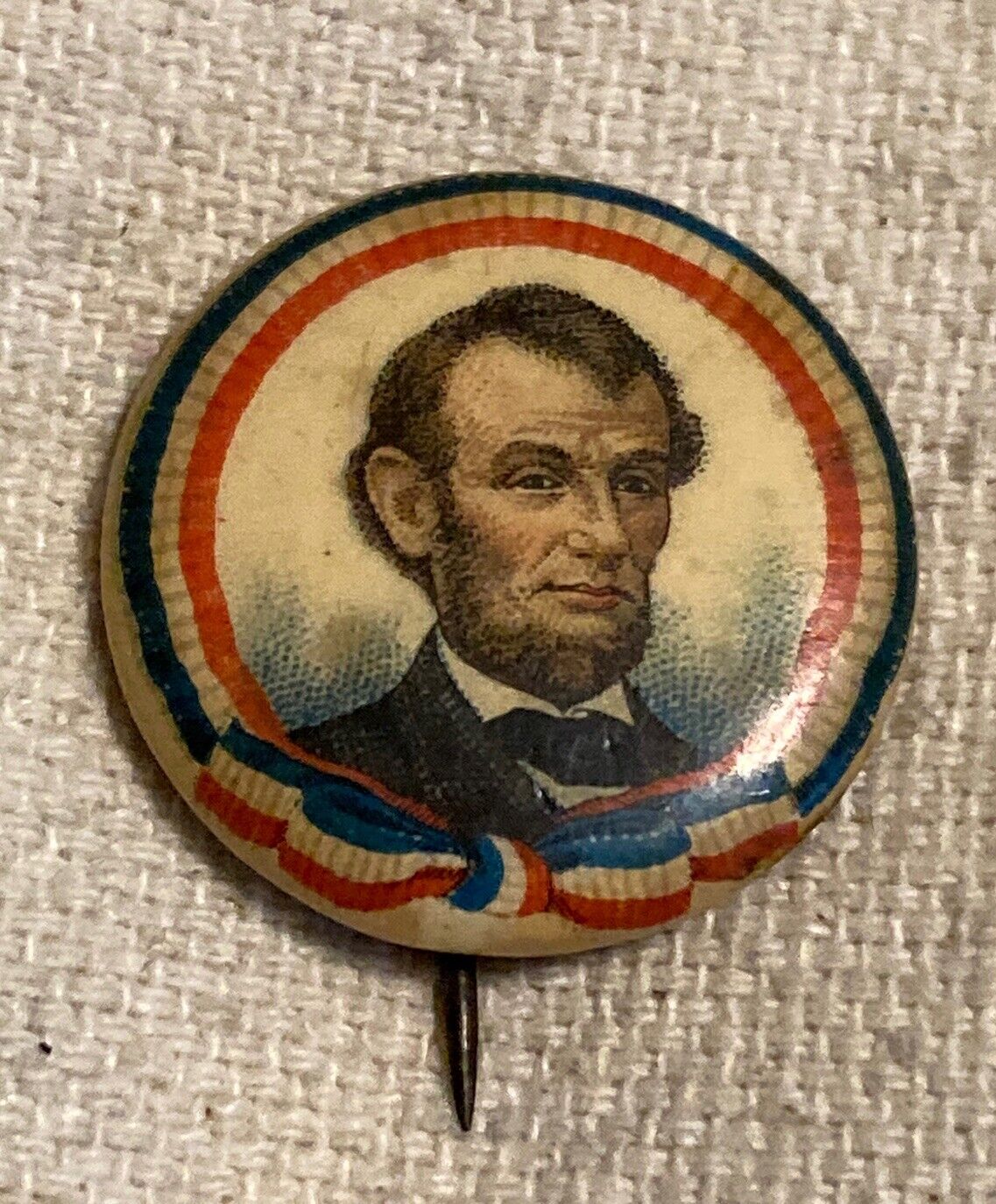 Vintage Early Celluloid Over Tin President Abraham Lincoln Pin Back Button NR