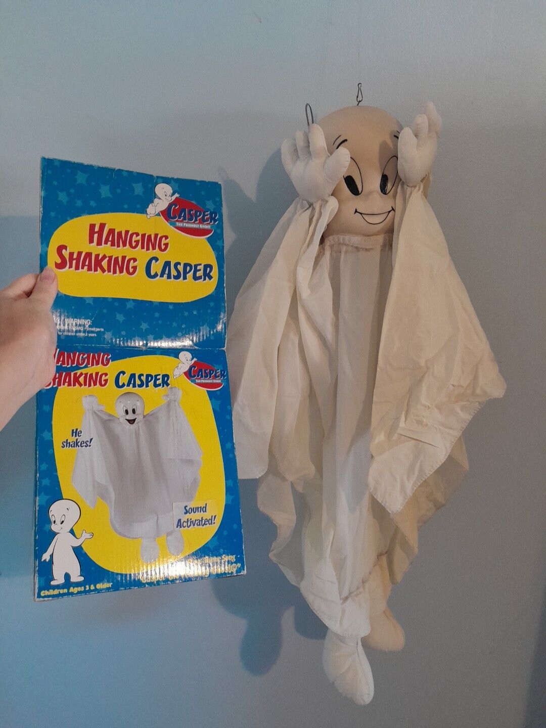 Gemmy 1998 Casper The Friendly Ghost Shaking  Halloween Sings And Shakes READ 