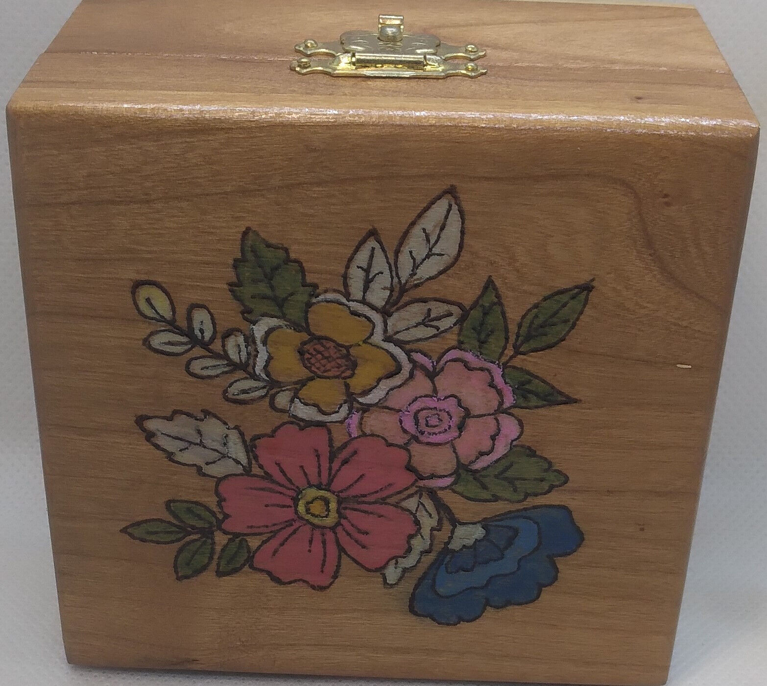 Handmade Wooden Box For Small Items Has 3 Flowers Top - Burned in