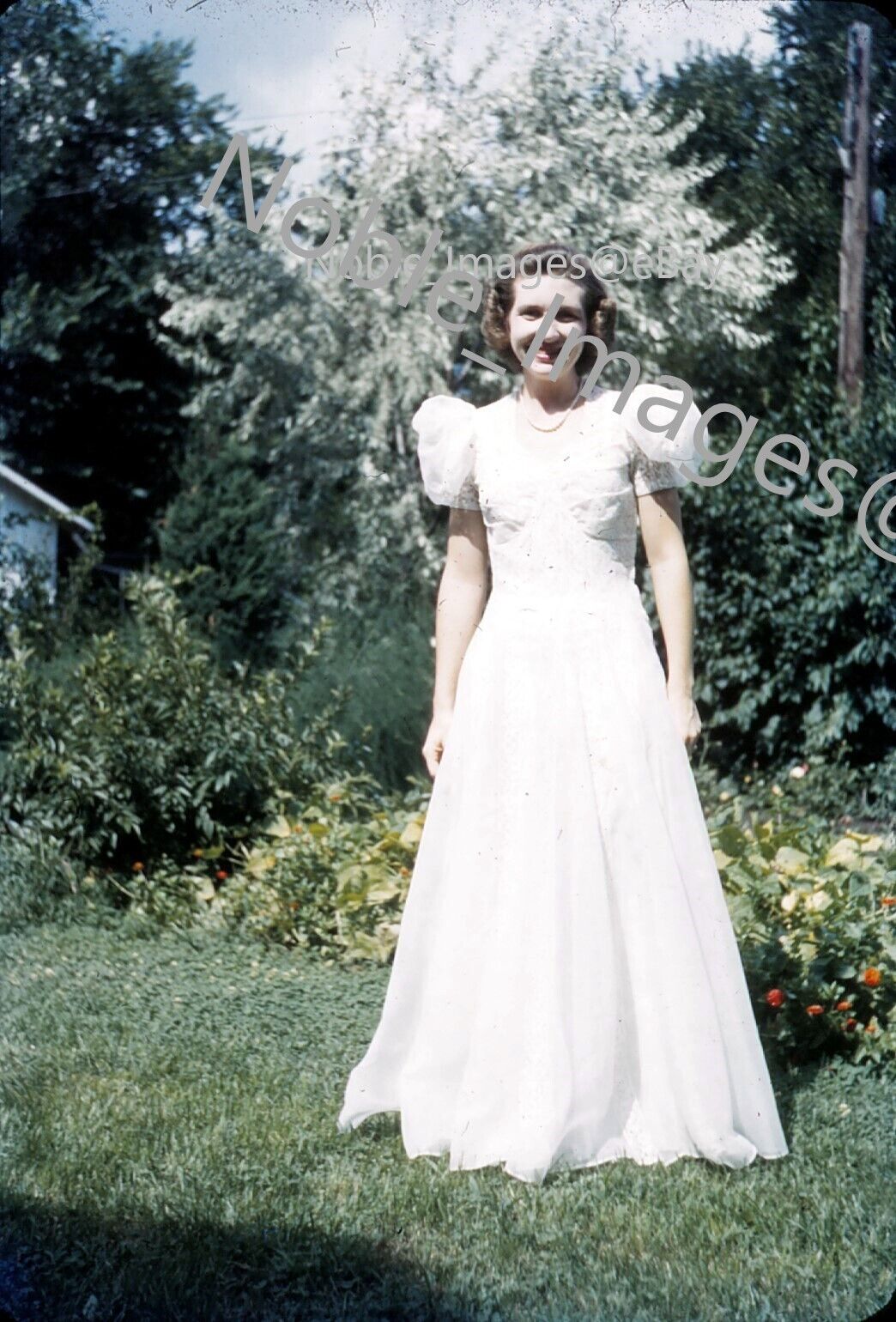 1949 Pretty Bride with Pearls Outdoors Manhattan KS Red-Border Kodachrome Slide