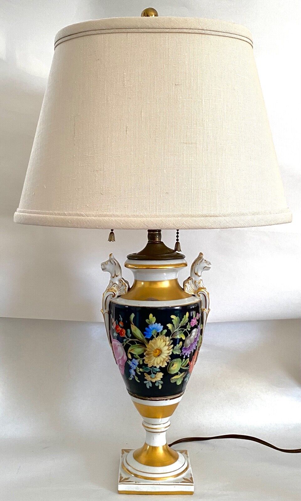 Vtg Hand Paint Sèvres Style Porcelain Potschappel Lamp w Shade Old Paris