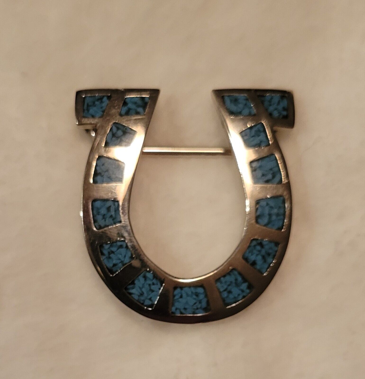 Vintage Horseshoe Belt Buckle with Turquoise (or turquoise like filled) womens
