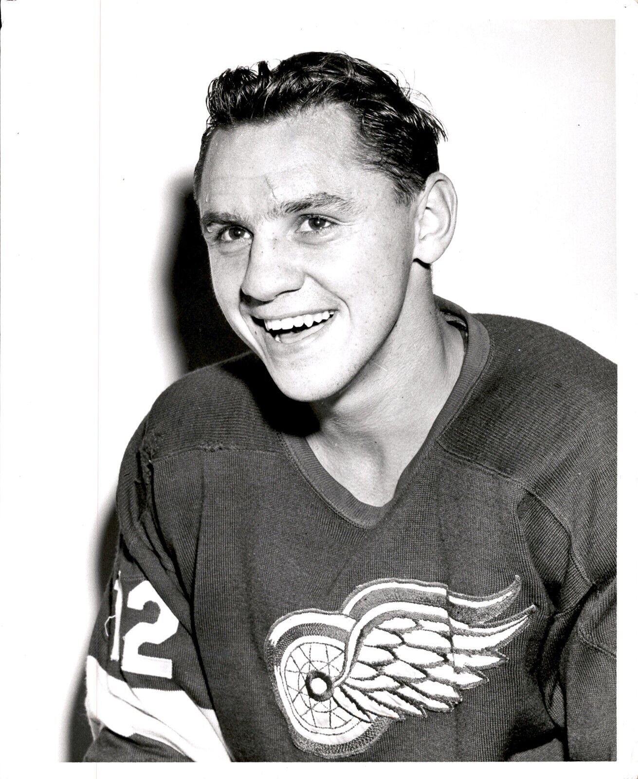 PF27 Original Photo CUMMY BURTON 1955-59 DETROIT RED WINGS NHL HOCKEY RIGHT WING
