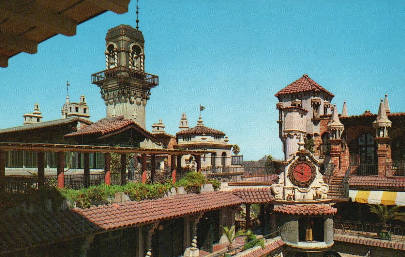 Postcard CA Riverside Mission Inn Flying Buttresses & Towers Vintage PC e8938