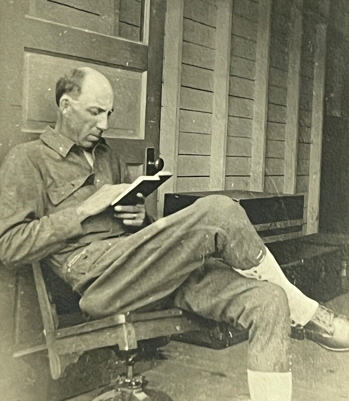 Vintage Photo Sgt T.R. Johnson WW1 Soldier Reading Book South Carolina 1918