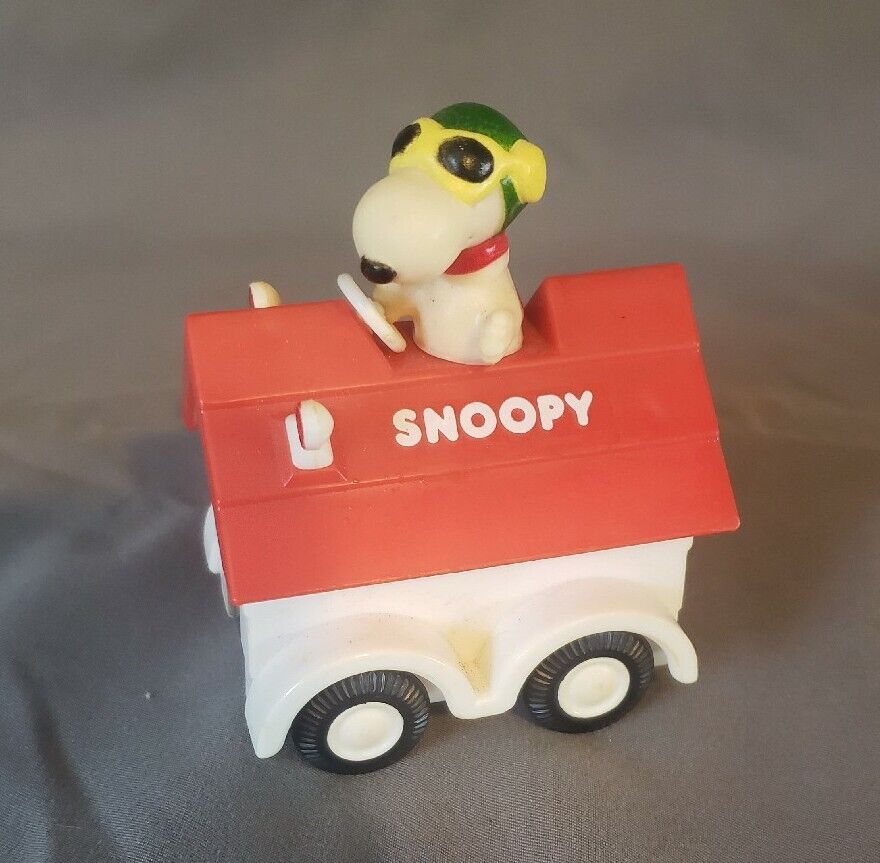 Vintage 1965 Red Baron Snoopy Toy