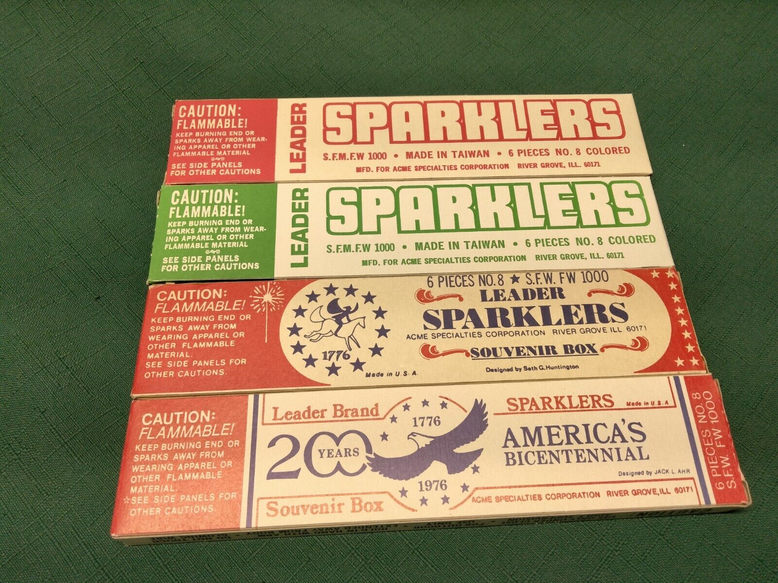 Lot of 4 Different Vintage 1970\'s Leader Sparklers Boxes ~ Bicentennial PRISTINE