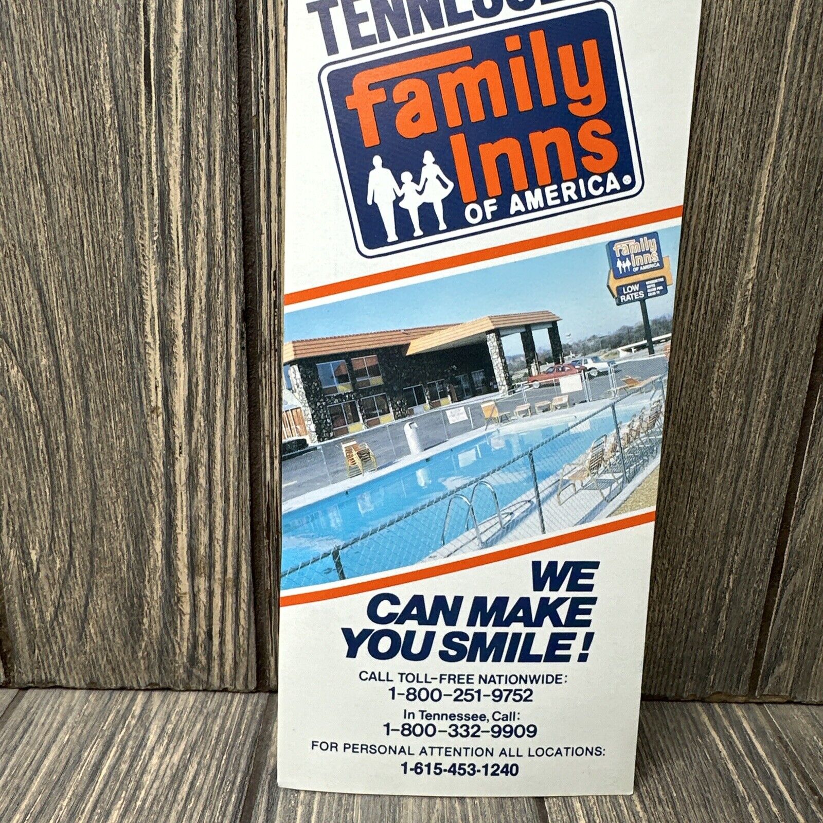 Vintage Tennessee Family Inn\'s of America Pigeon Forge Brochure