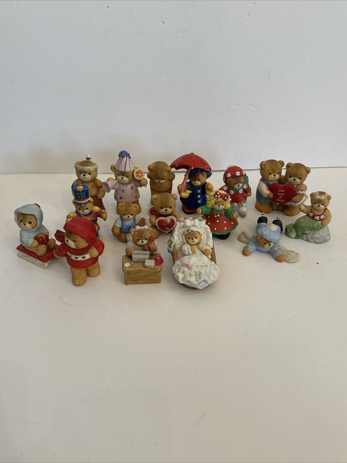 Lot Of 16 Lucy&Me Bears Lucy Riggs Enesco Mixed Years
