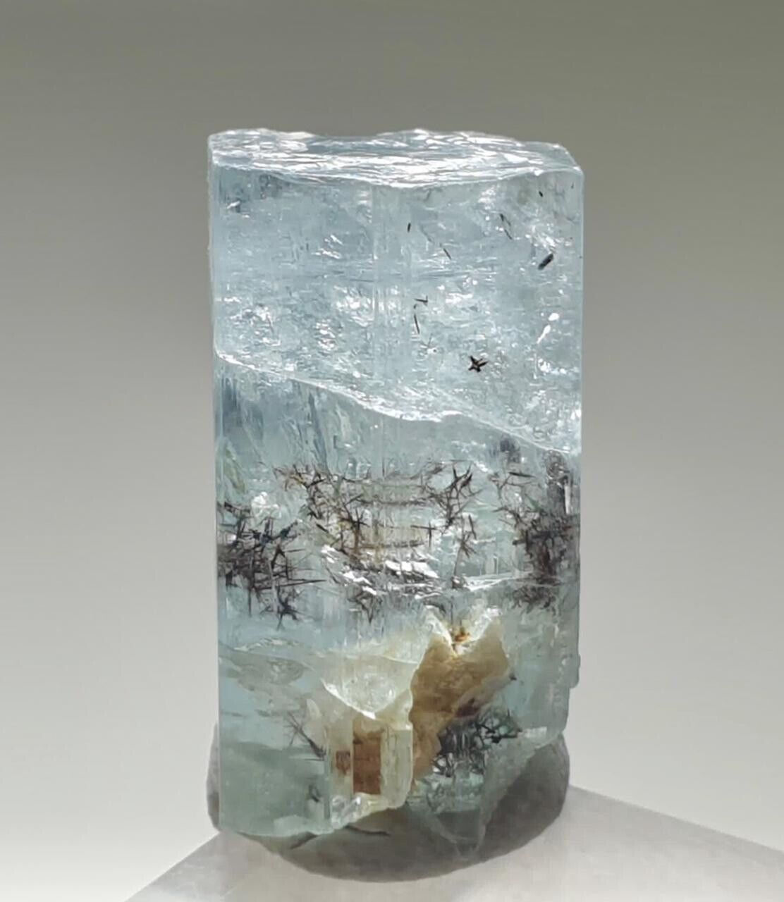 13.95 Carats Terminated Aquamarine Crystal From Skardu Pakistan