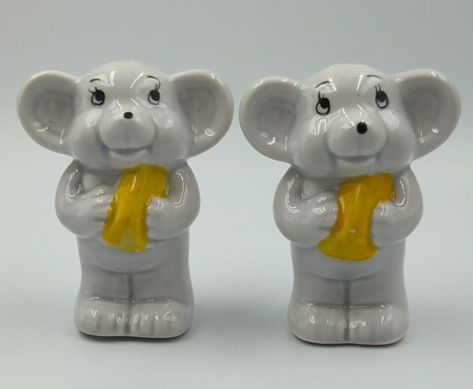 Vintage Ceramic Mouse With Cheese Salt And Pepper Shakers