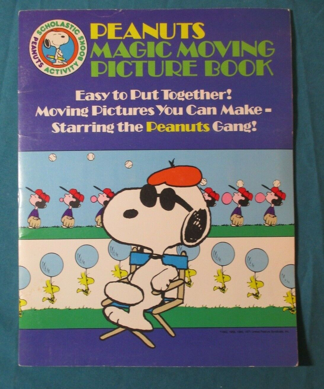 Scarce 1982 PEANUTS MAGIC MOVING PICTURE BOOK - SNOOPY Charles Schulz UN-PUNCHED