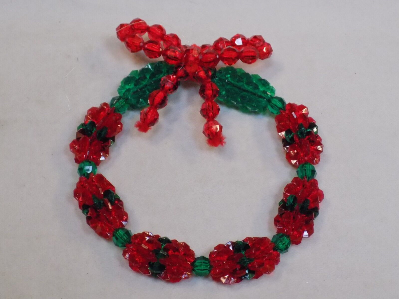 Large Wreath Red Plastic Green Beads Ornament Christmas Tree Holiday Vintage Old
