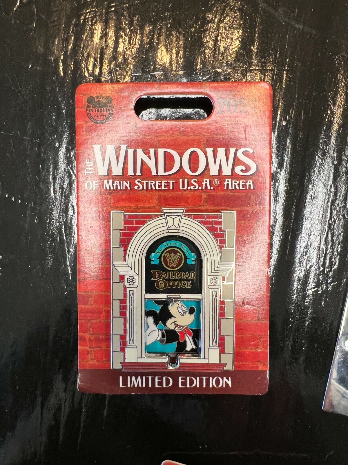 BN Disney YouChoose Single Pin Windows of Main Street WDW DLR LE Limited Edition