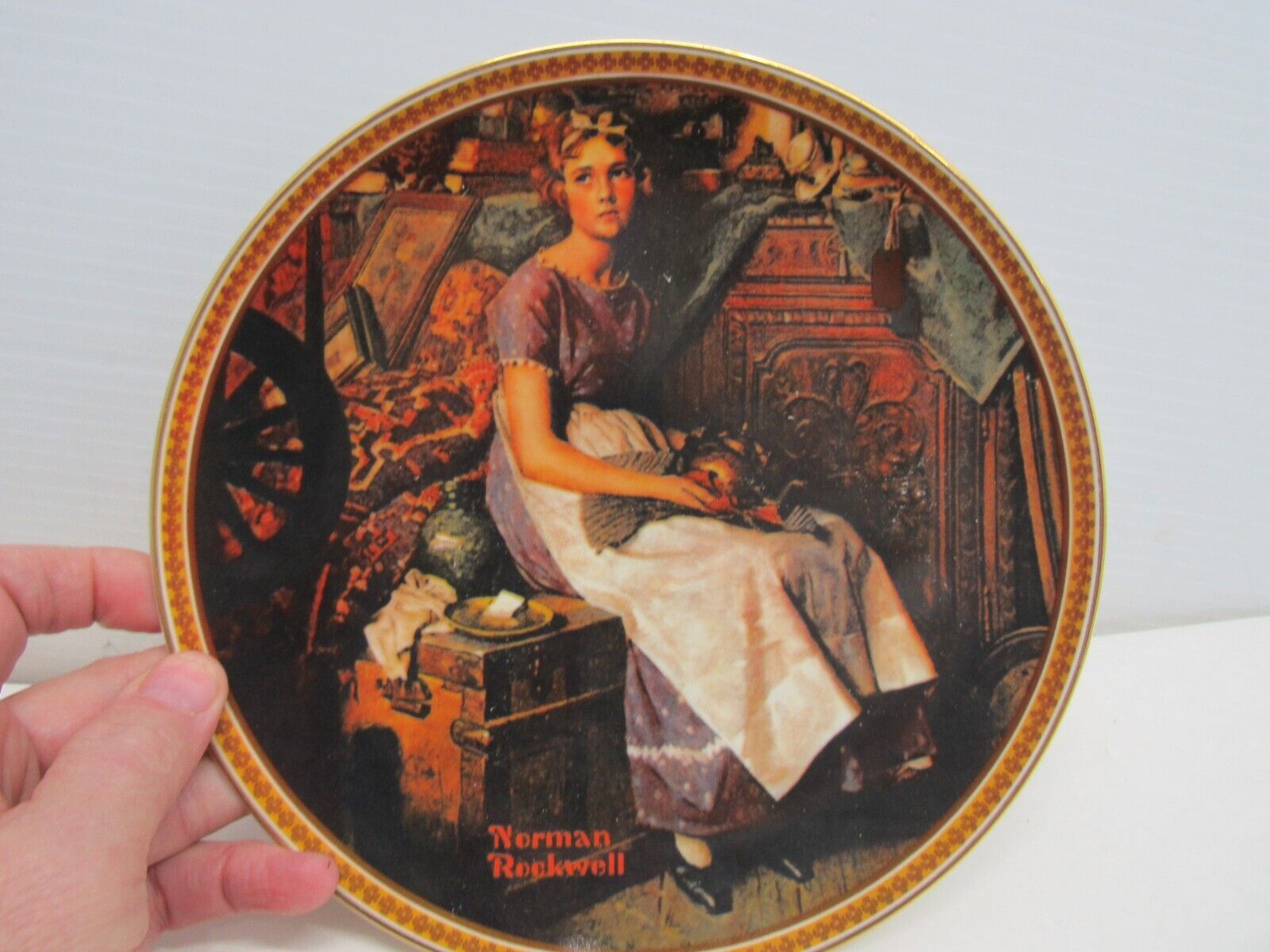 Dreaming In The Attic Plate By Norman Rockwell Knowles Fine China No COA 8.5\