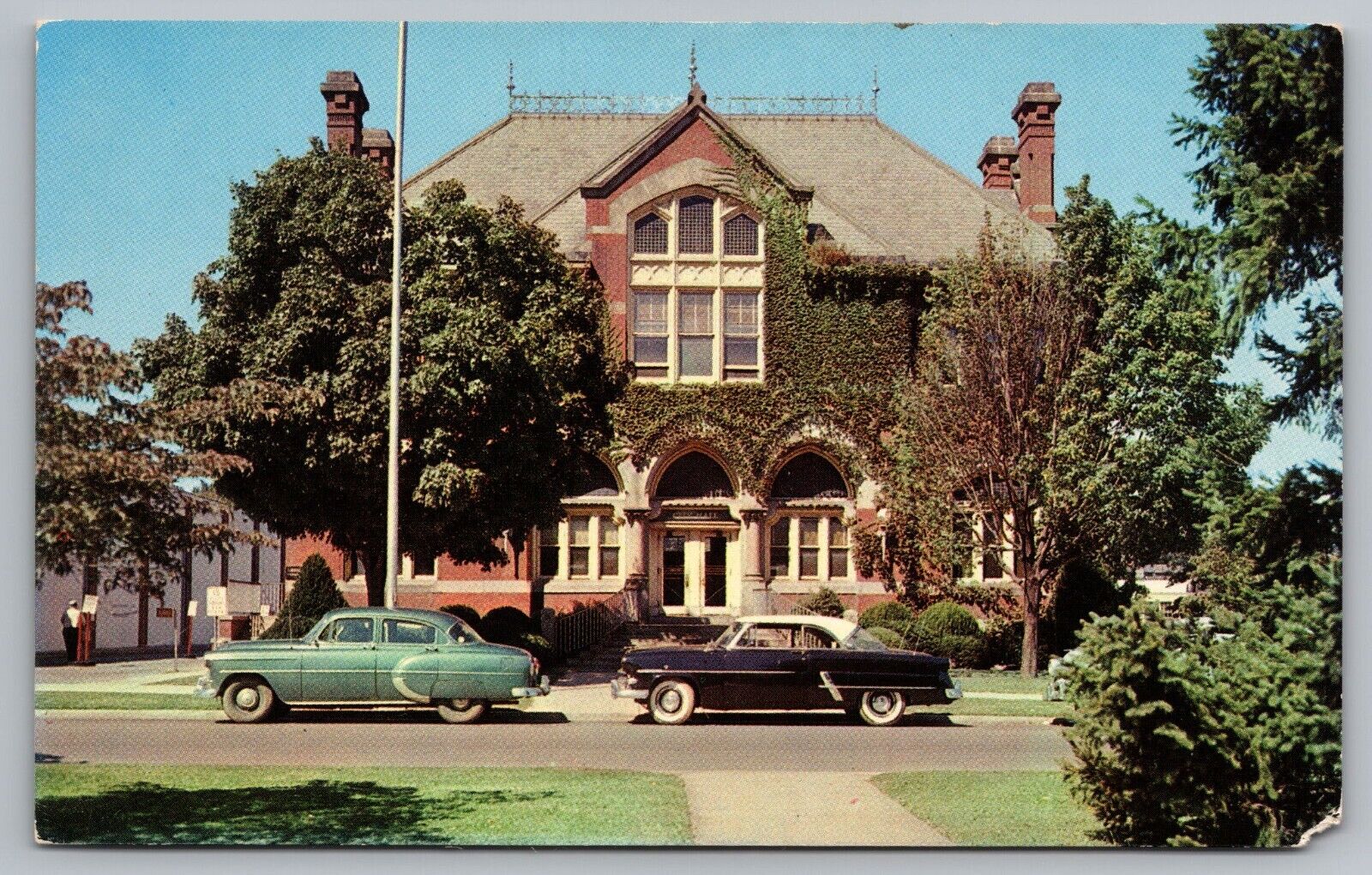 Postcard City Hall Dover Delaware DE Ford Crestline Car Chevy