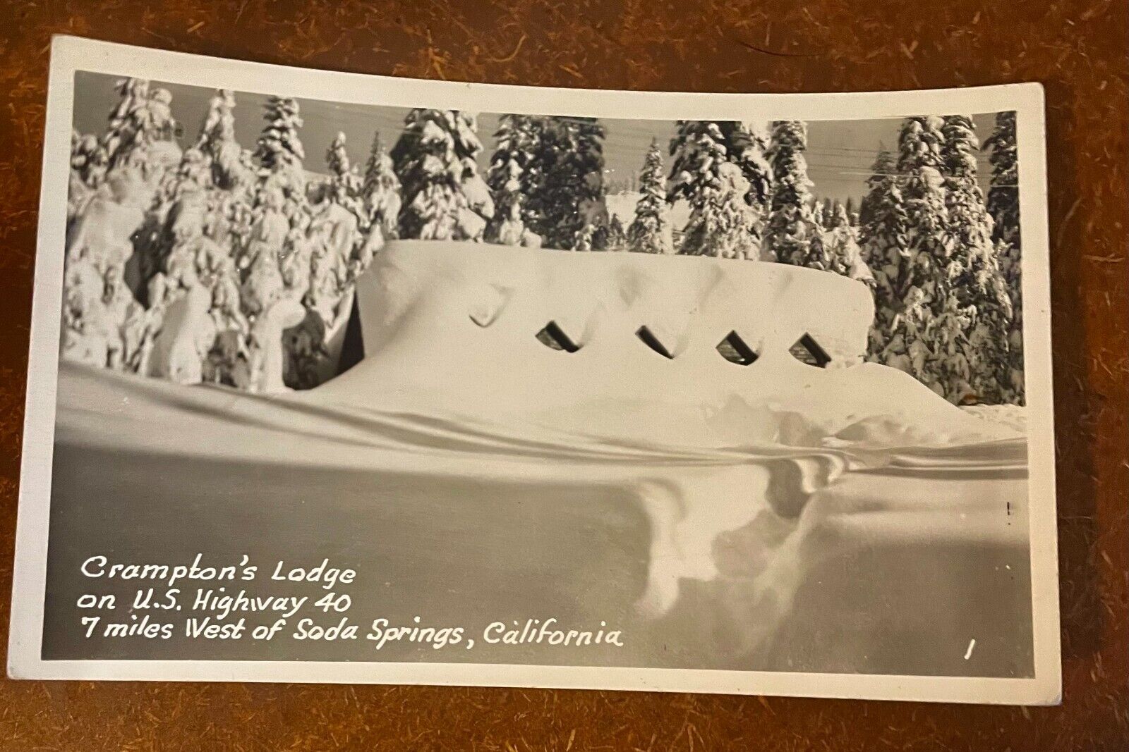 1950s CA SODA SPRINGS Cramplon\'s  Lodge RPPC Winter Snow HY40 Placer County C431