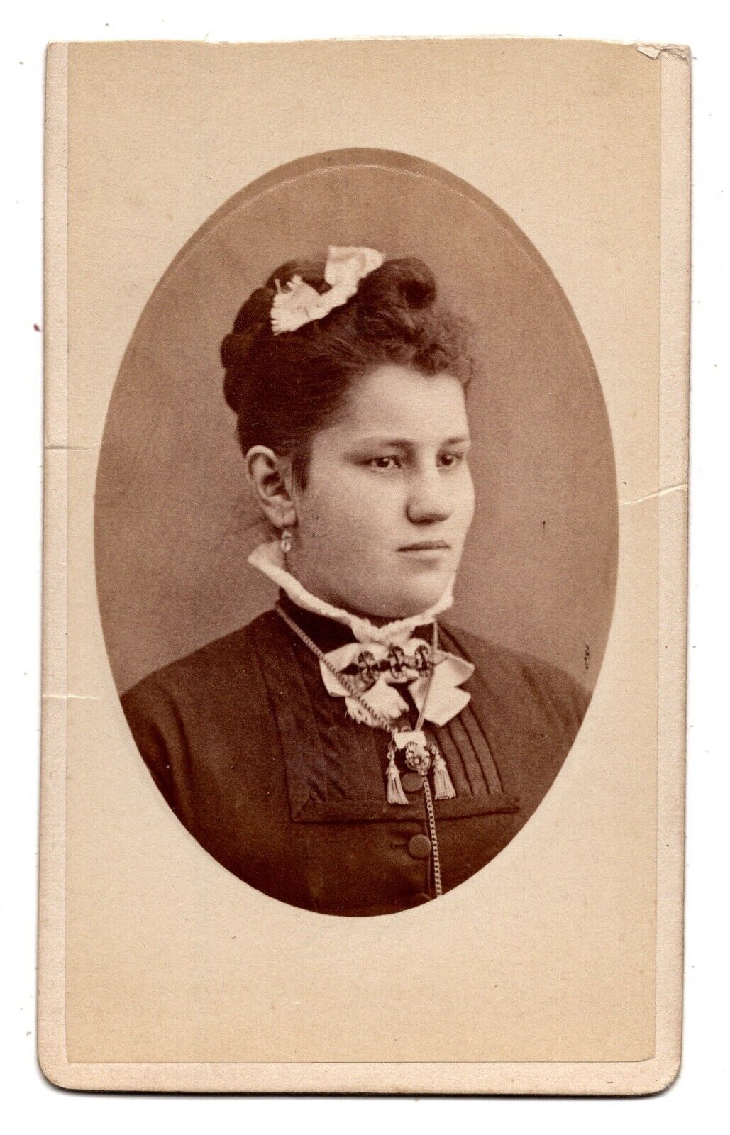ANTIQUE CDV C. 1870s HENRY W. BIFFAR YOUNG LADY IN FANCY DRESS BROOKLYN NEW YORK