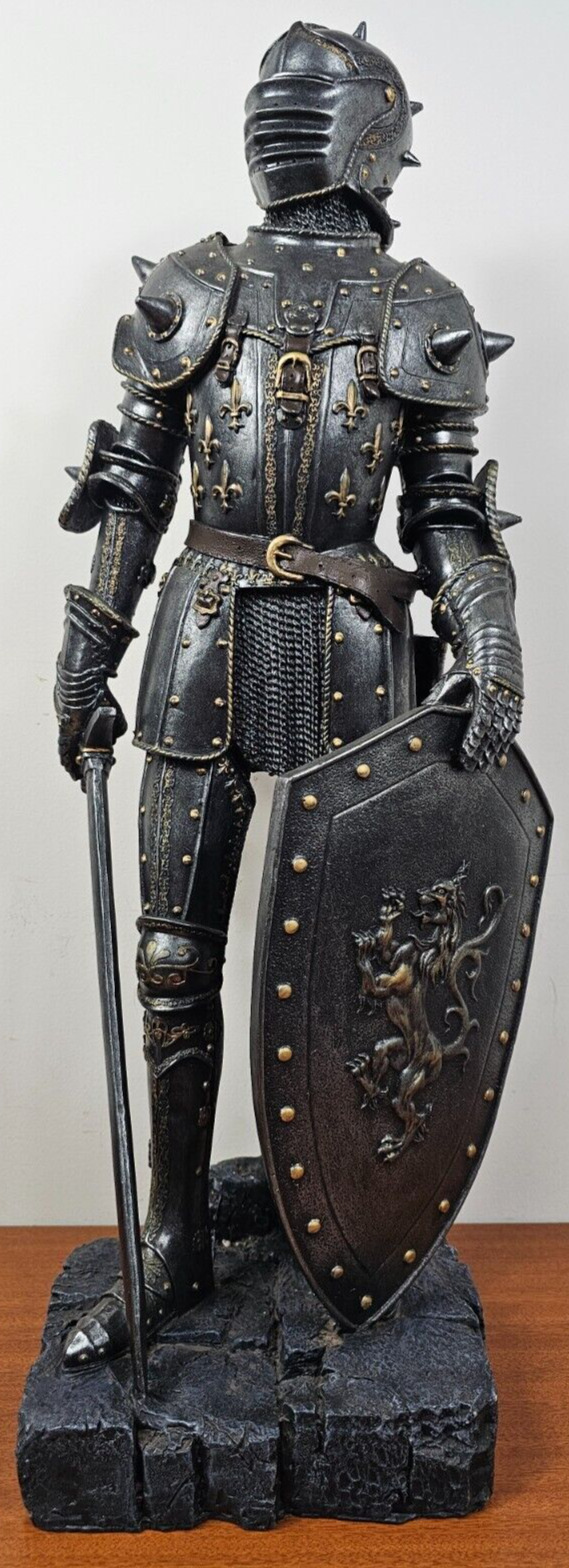 Armored Knight in Suit of Armor Medieval Large 72cms Height