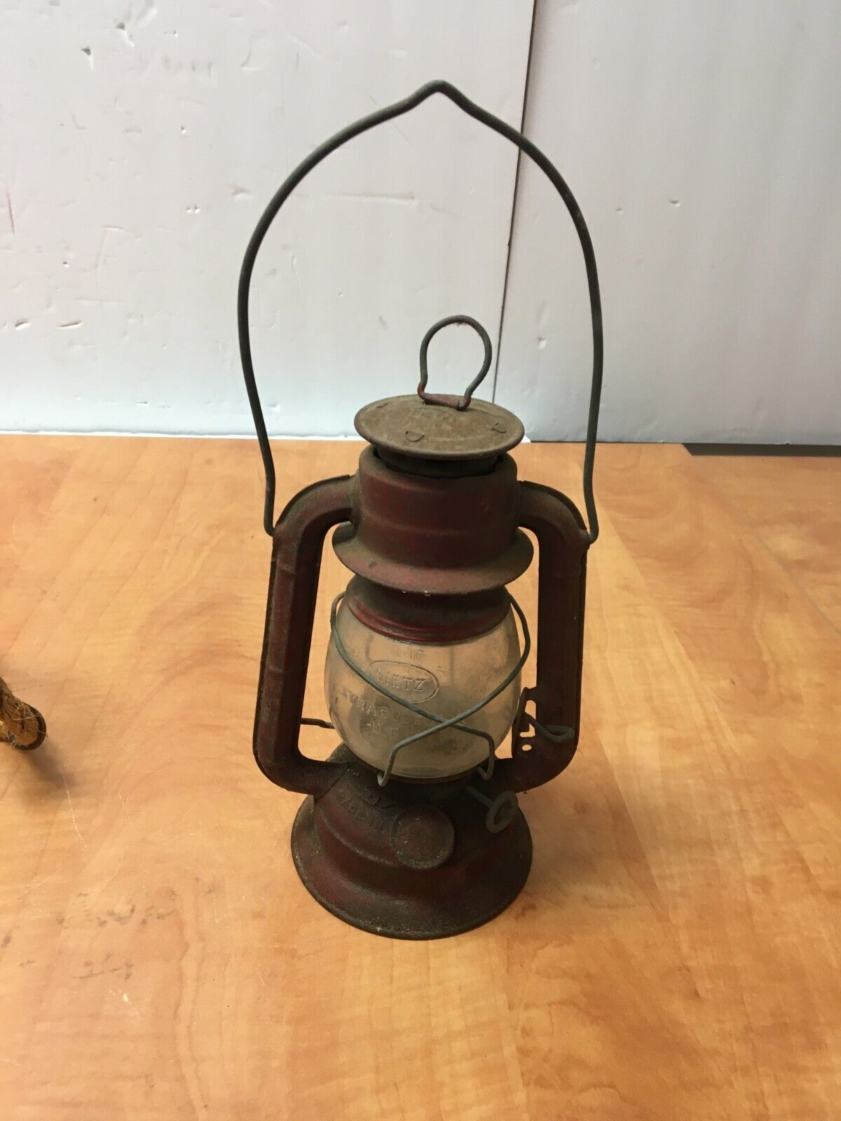 Vintage Dietz Comet Kerosene Lantern with H-16 Embossed Glass Syracuse NY