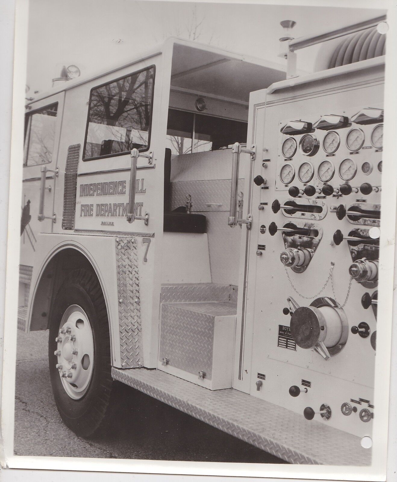 1960s/1970s FIRE ENGINE TRUCK 8x10 photo #15 - INDEPENDENCE
