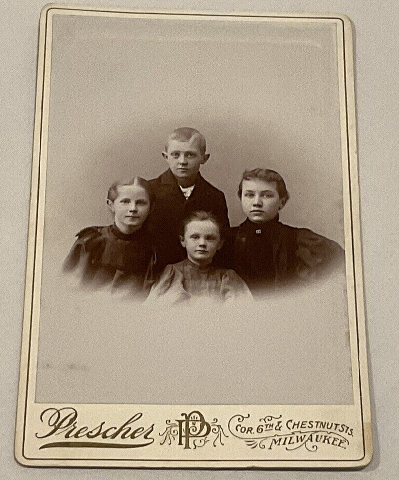 Antique Cabinet Card CDV Photograph Portrait Family Young Little Children Kids 