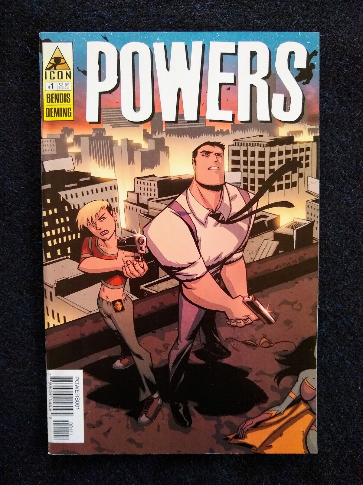 Powers #1 Vol 2 Image Comic Book 2004 Brian Michael Bendis, Mike Avon Oeming.