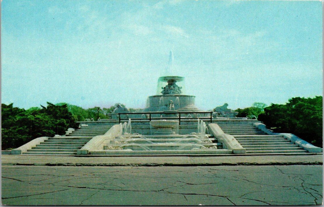Vtg Detroit Michigan ~ James Scott Memorial Fountain Belle Isle Park Postcard