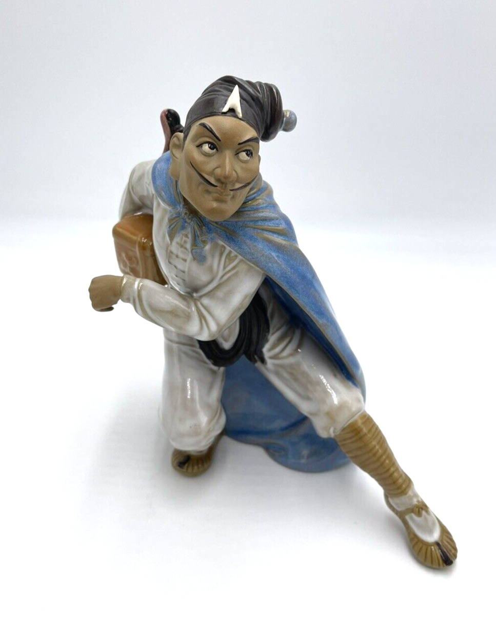Vintage Chinese Mudman  Figurine Sculpture Crouching Approx 8\