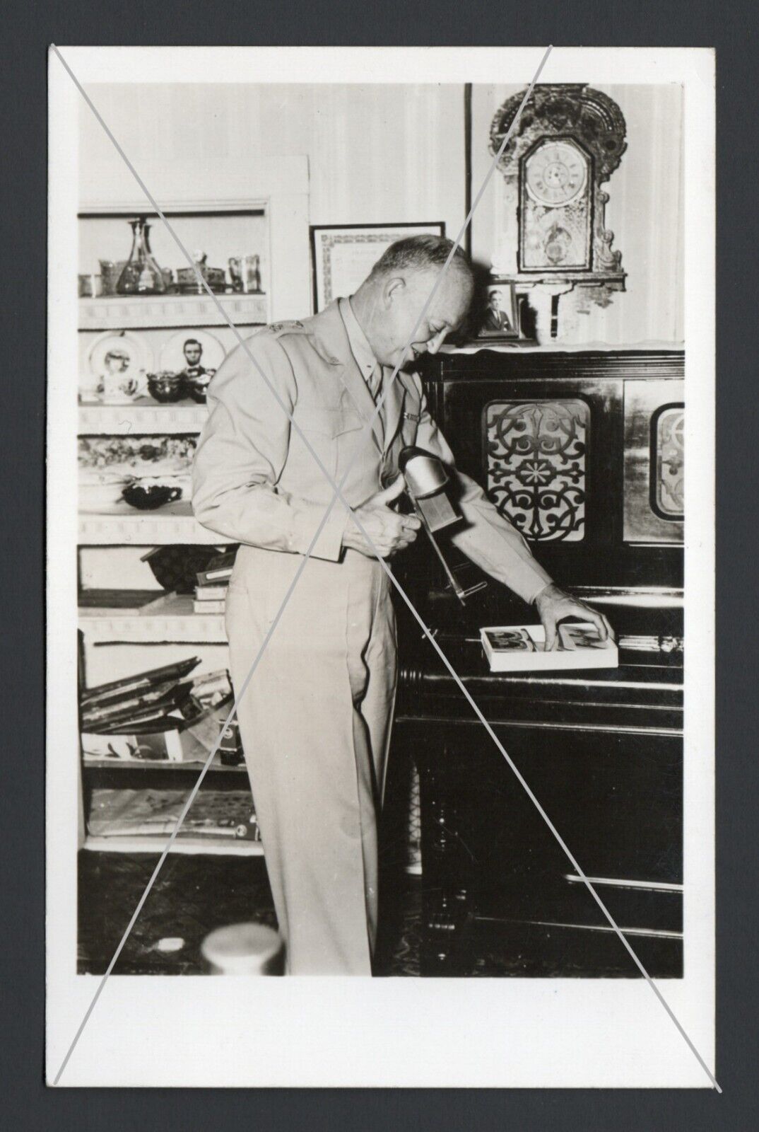 General Dwight D Eisenhower Using Stereoscope Viewer c 1950\'s RPPC Postcard
