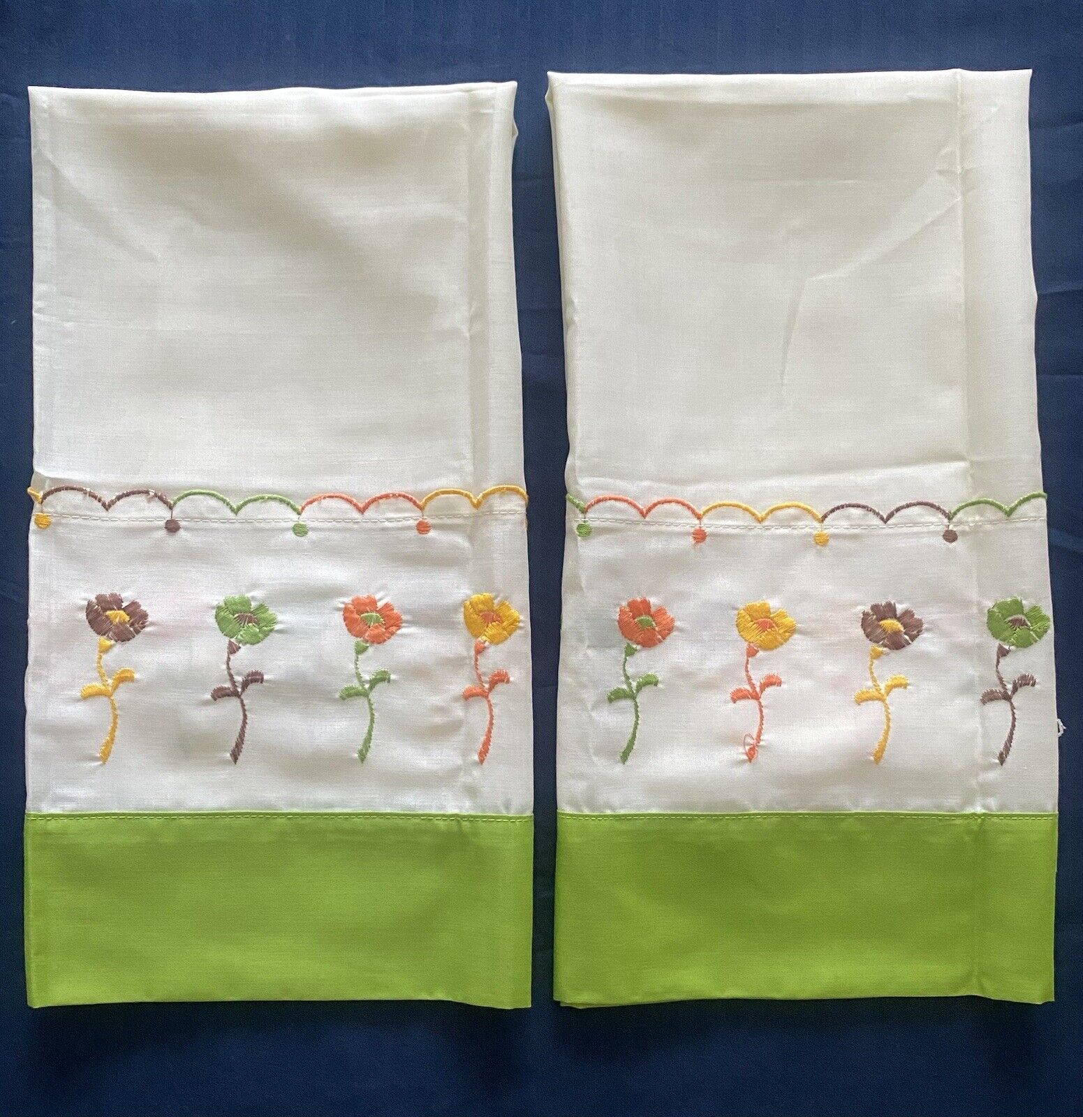 Vintage Cafe Kitchen Curtains Retro 1970s Mid Mod Floral Embroidered 2 Panels