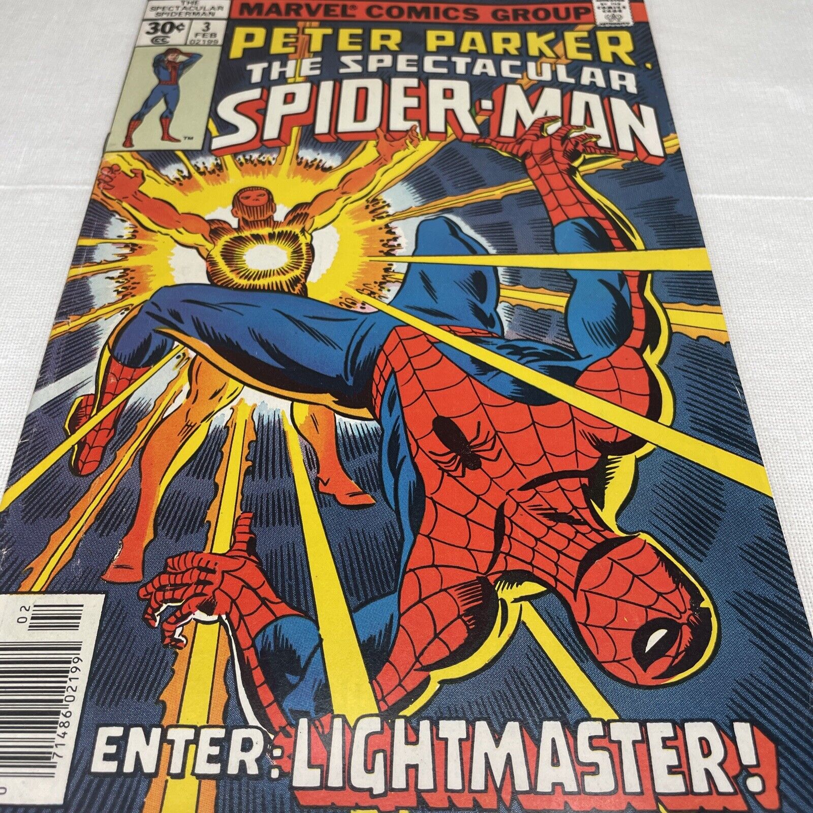 Spectacular Spider-Man #3 (1977) Marvel 1st Appearance Lightmaster Mid Grade
