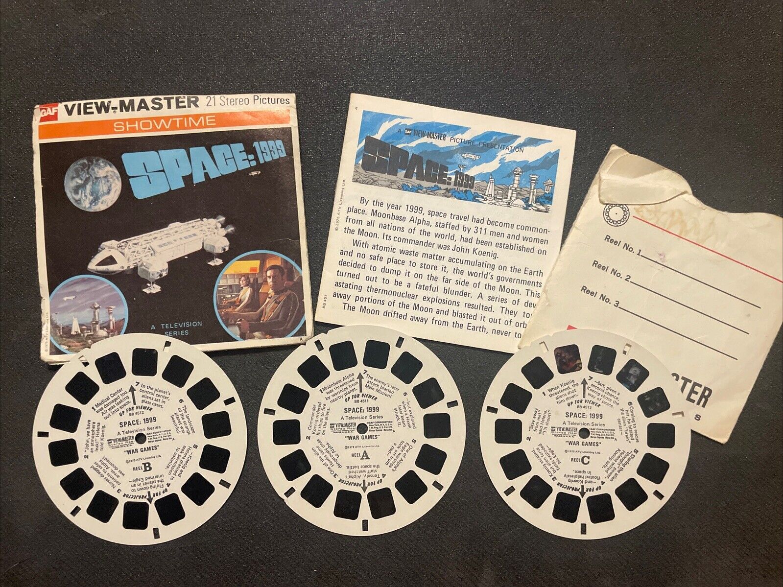SPACE 1999 3D View-Master 3 Reel Set  SEALED  BB451 1975 Sci-Fi TV Show
